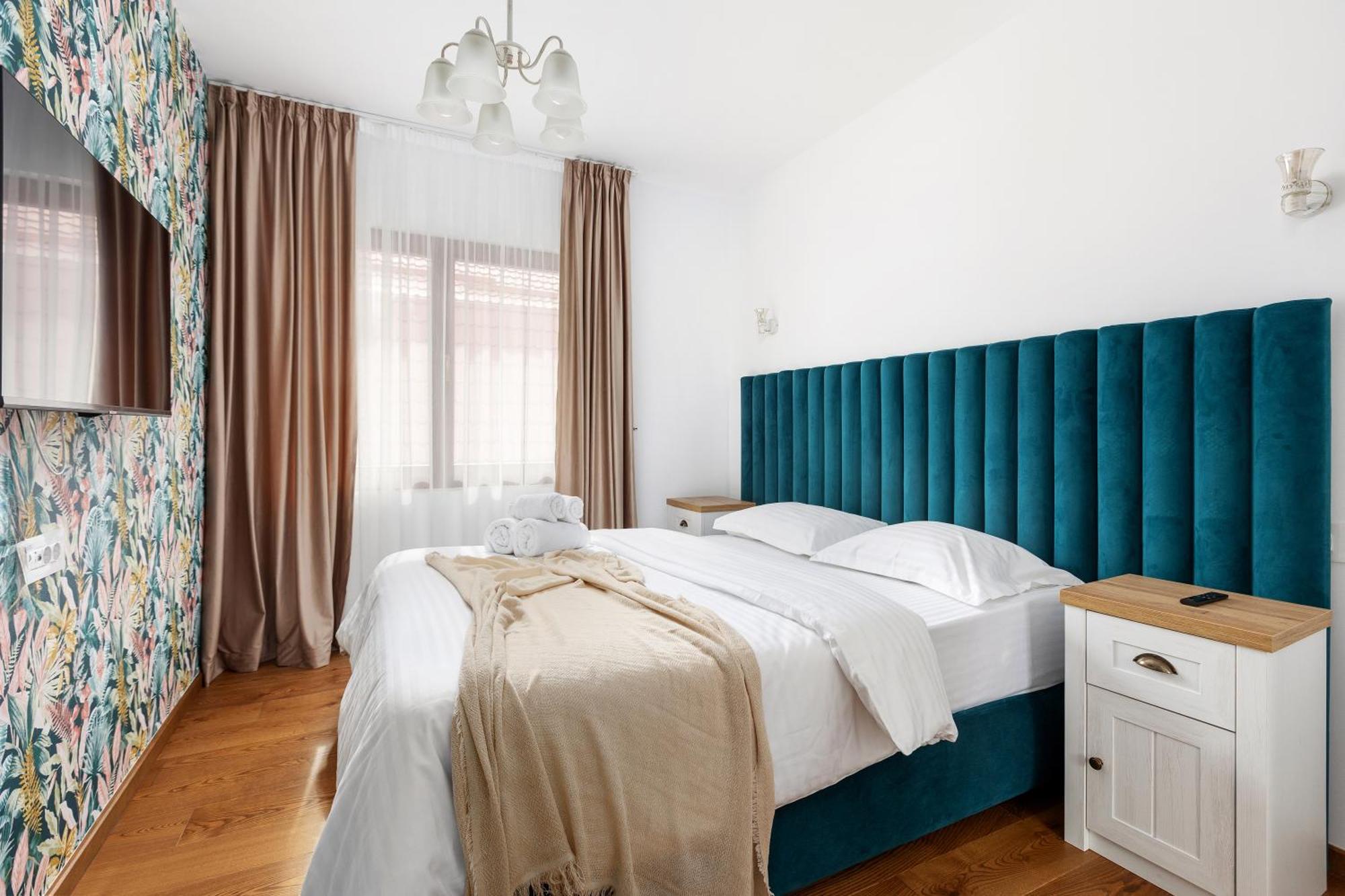 Peak Aparthotel - Old Town - By Cityhost 布拉索夫 外观 照片