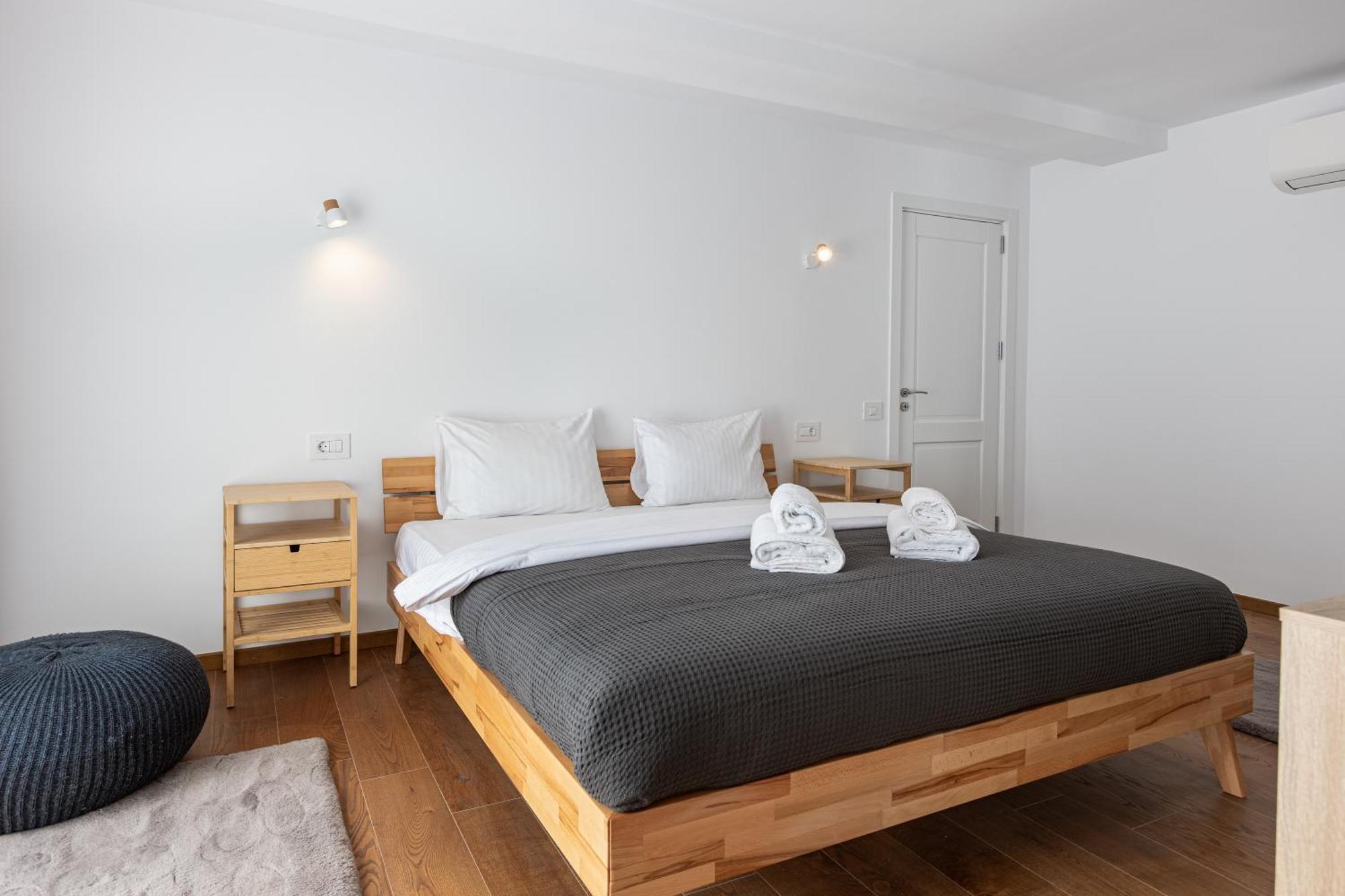 Peak Aparthotel - Old Town - By Cityhost 布拉索夫 外观 照片